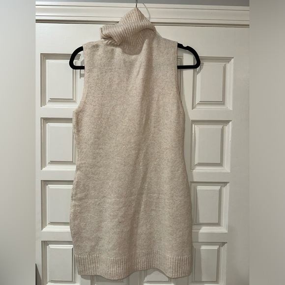 NWT Sweater Dress - Picture 4 of 5